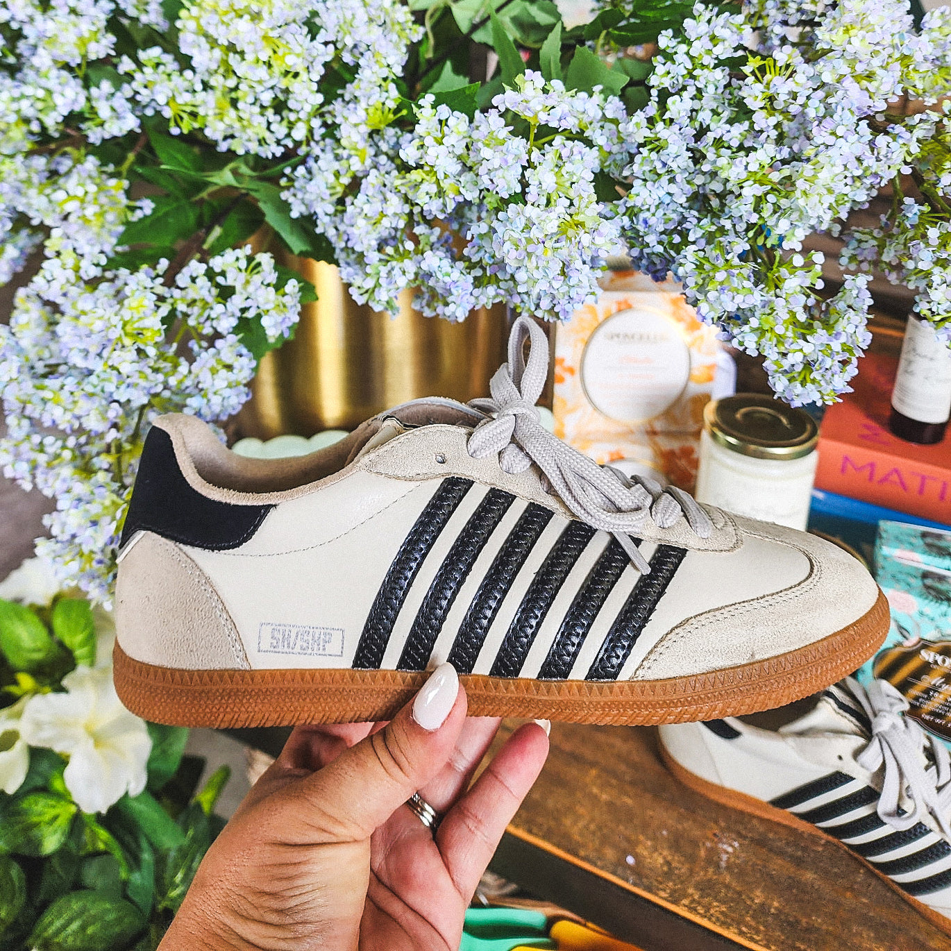 adidas gazelle silver green womens Adidas Originals Adidas Samba OG Sneakers in White Leather main image 0