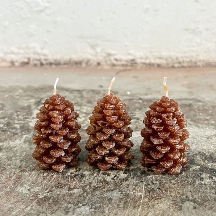 Pinecone Shaped Tealights | BROWN