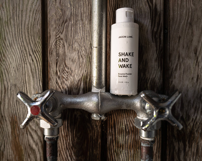 SHAKE AND WAKE - Enzyme Powder Face Wash