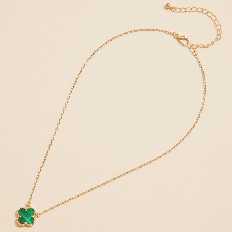 Single Flower Shell Charm Short Necklace: Black / One / 4SN11002