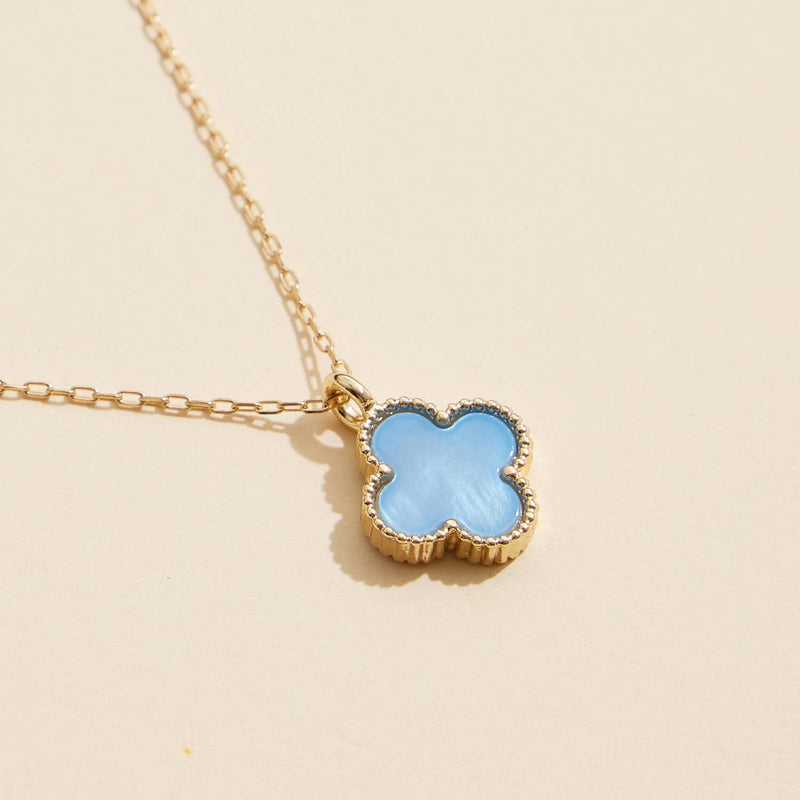 Single Flower Shell Charm Short Necklace: Black / One / 4SN11002