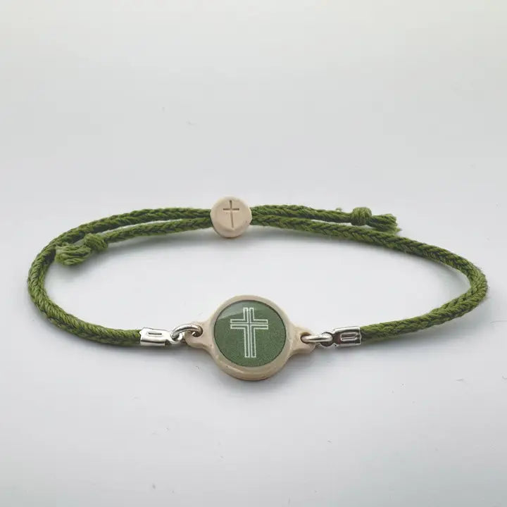 Moss + Cross| Tap To Pray™