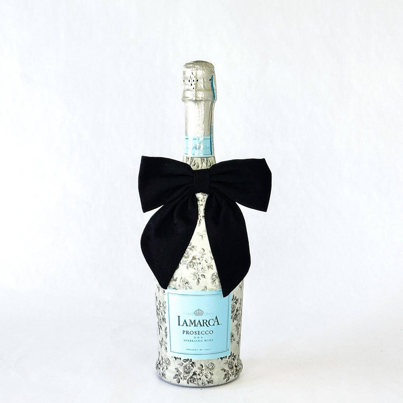 Black Linen Bottle Bow